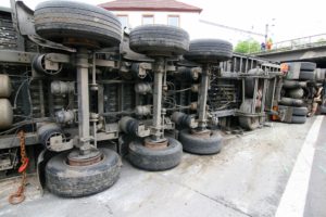 The Difference Between Car Crash Injury Claims and Commercial Truck Wreck Claims in Texas